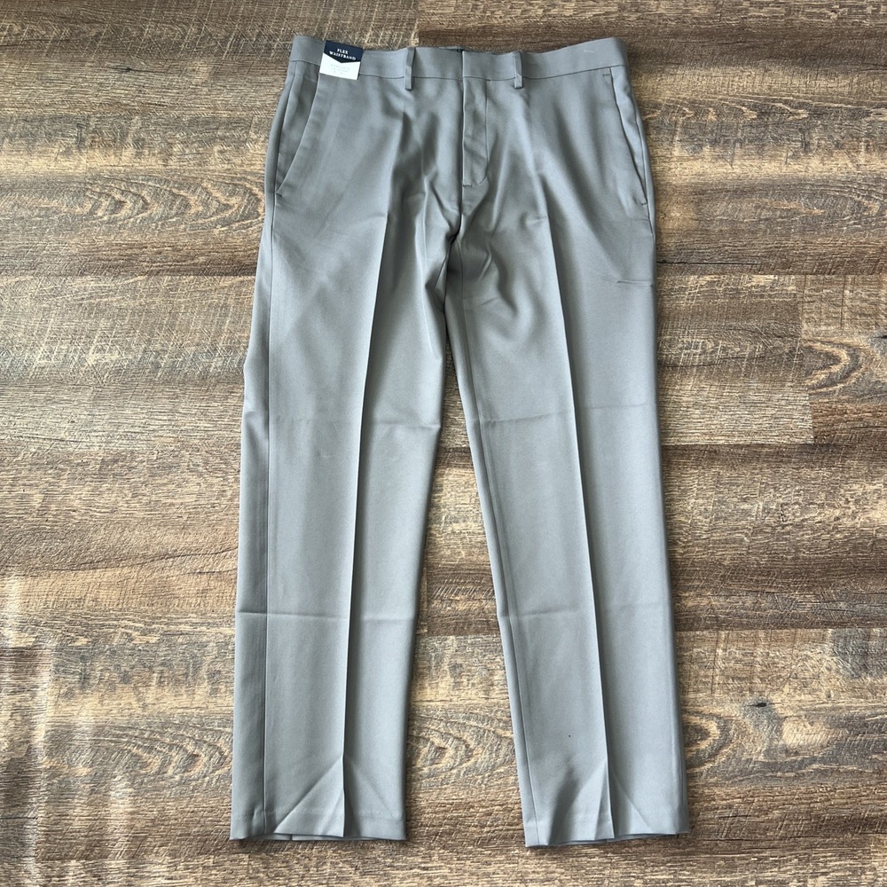 Haggar All Day Comfort Pant Straight Men 36X30 Gray Flex Waistband Wrinkle Free